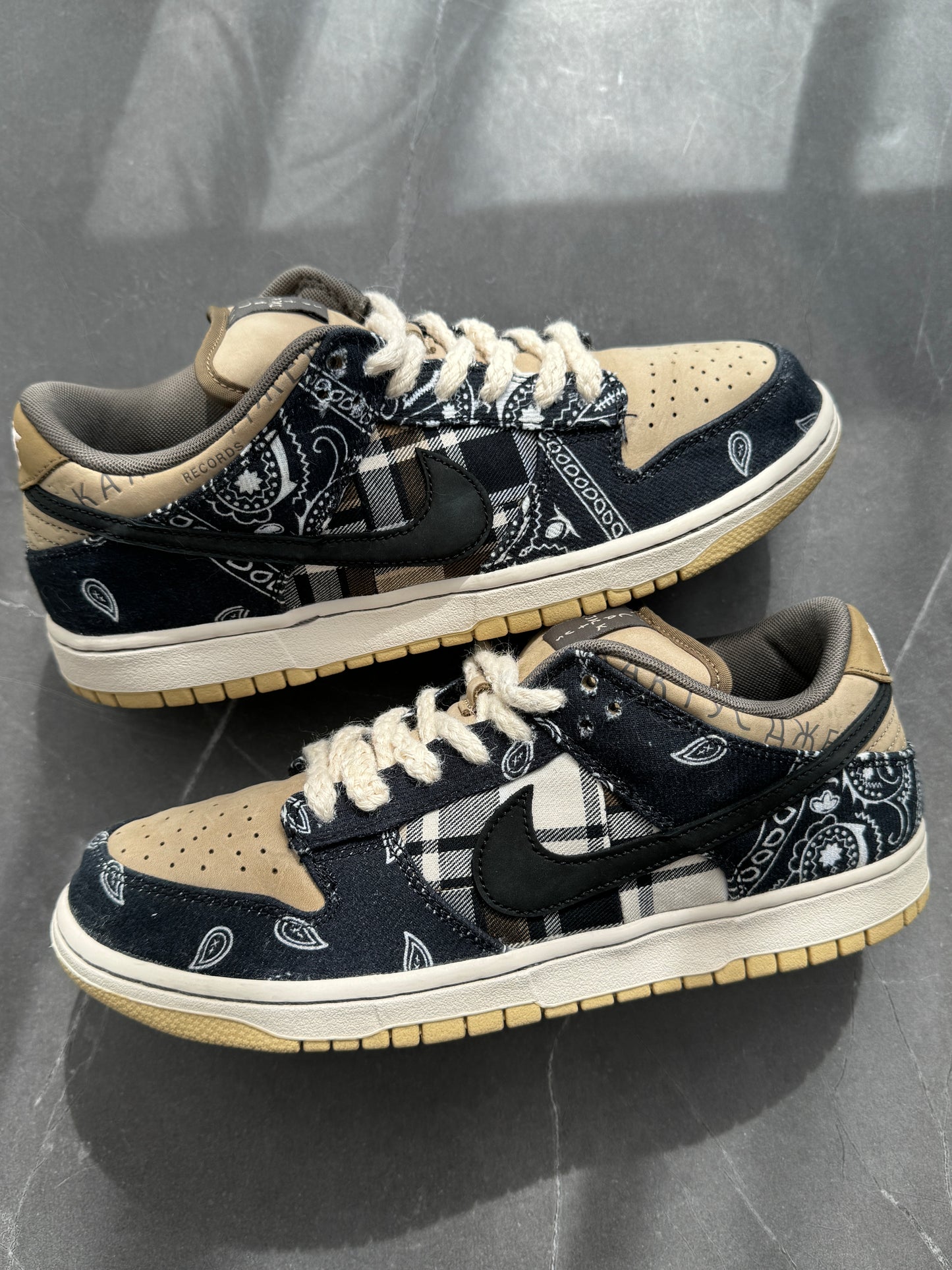 Dunk Low Pro SB Travis Scott US9.5